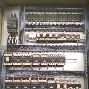 電機柜
