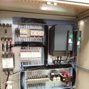 電控柜